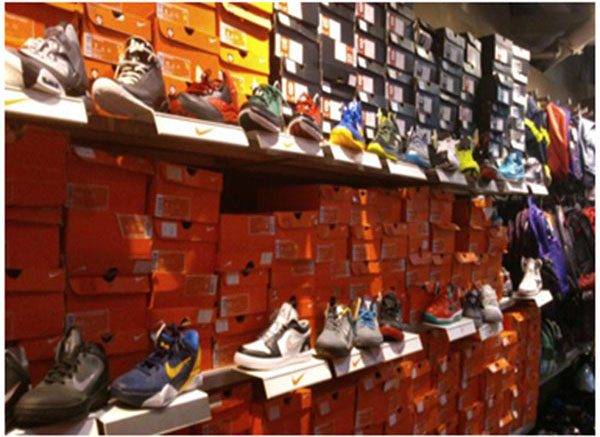adidas深圳門店進行環境檢測